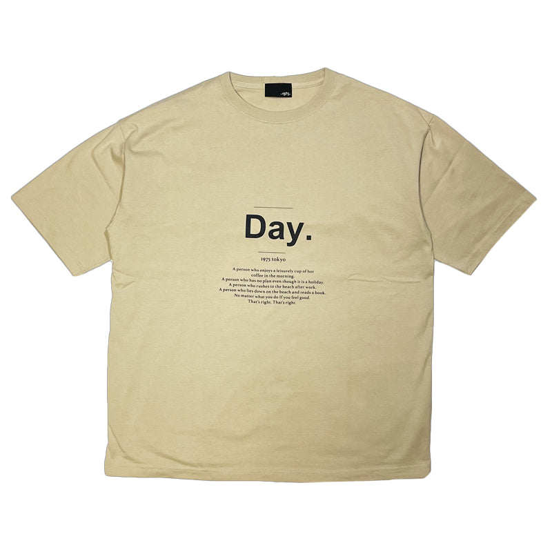 Day. Tee