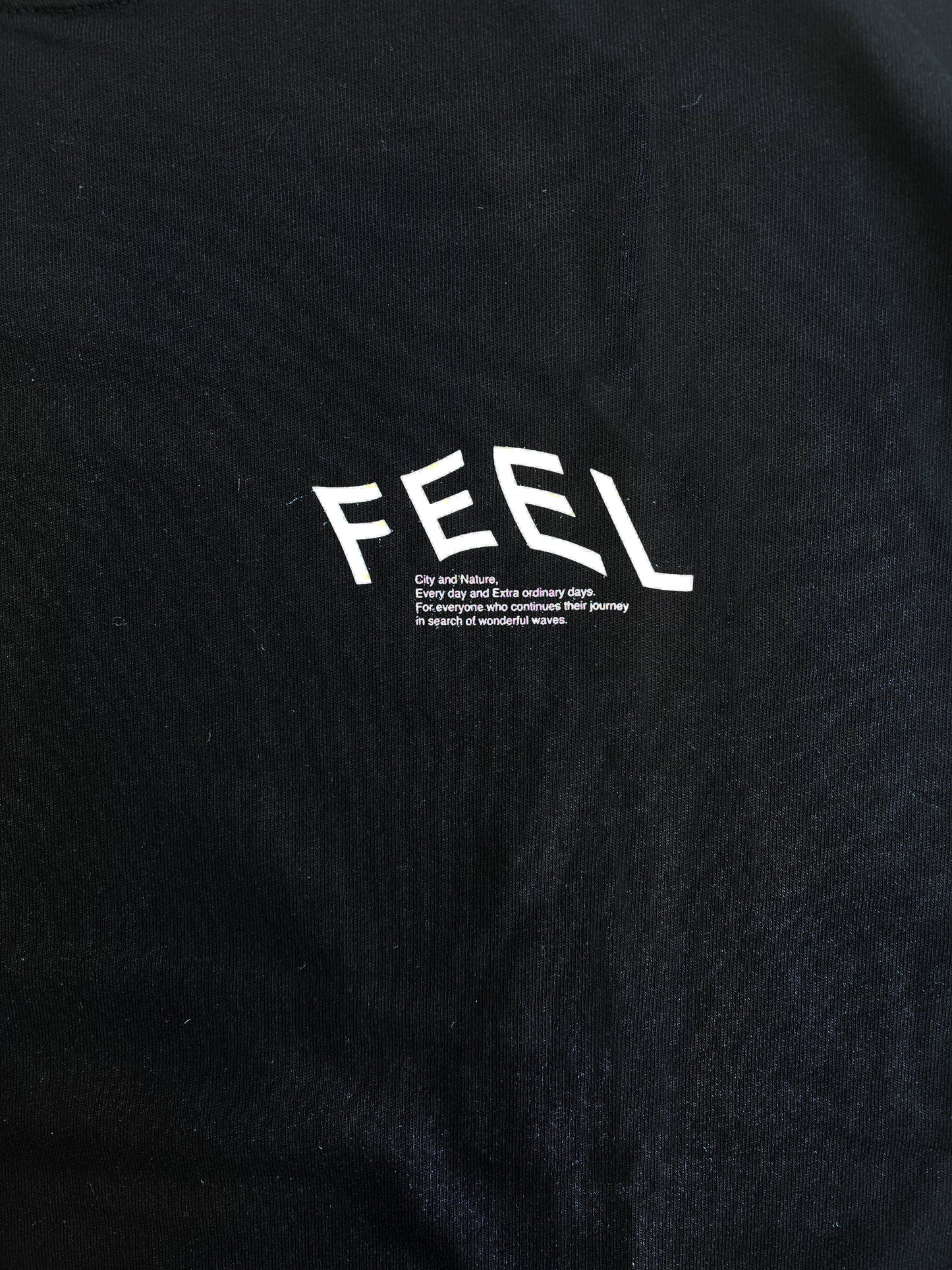 FEEL TEE