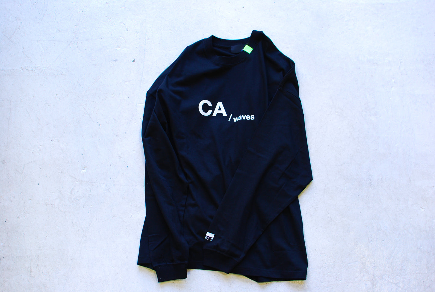 CA/waves LS Tee