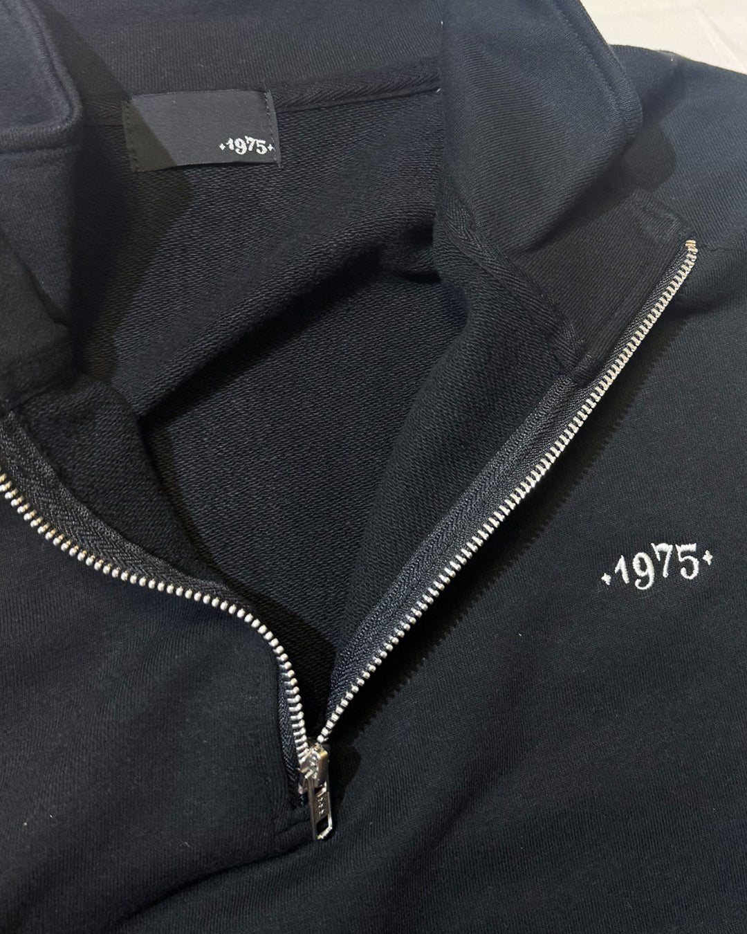 Standard ZIP SWEAT